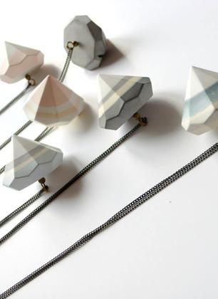 https://www.facebook.com/the.way.of.dot
http://thisisdot.tictail.com/
https://www.etsy.com/fr/shop/thewayofdot
http://the-way-of-dot.tumblr.com/